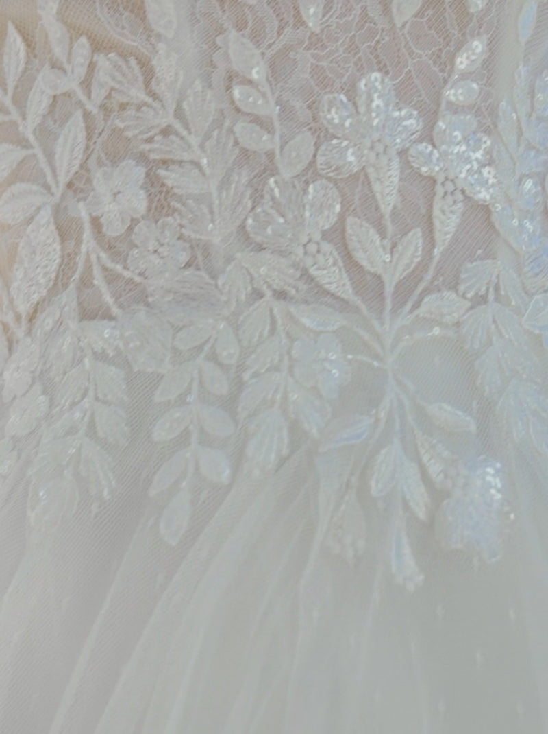 Elegant Ball Gown Wedding Dresses Sweetheart Appliques Detachable Puffy Sleeve Tulle Court Train Bridal Gowns Custom Made