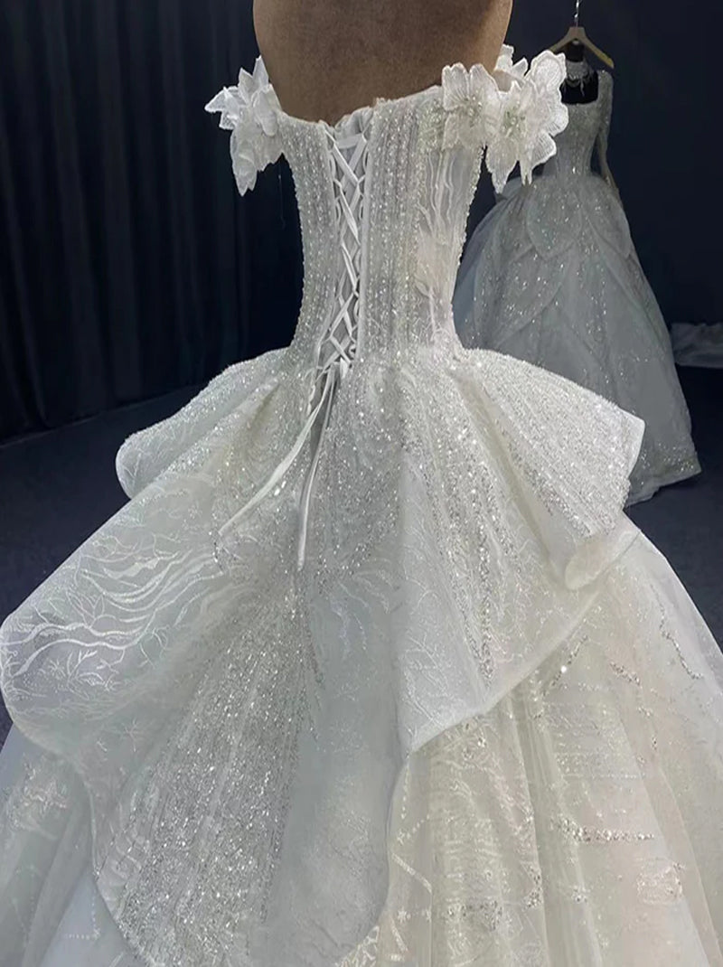 Luxurious Ball Gown Wedding Dresses Sweetheart Beads Crystals Appliques Ruffles Cap Sleeves Lace Up Tulle Court Train Bridal Gowns Custom Made