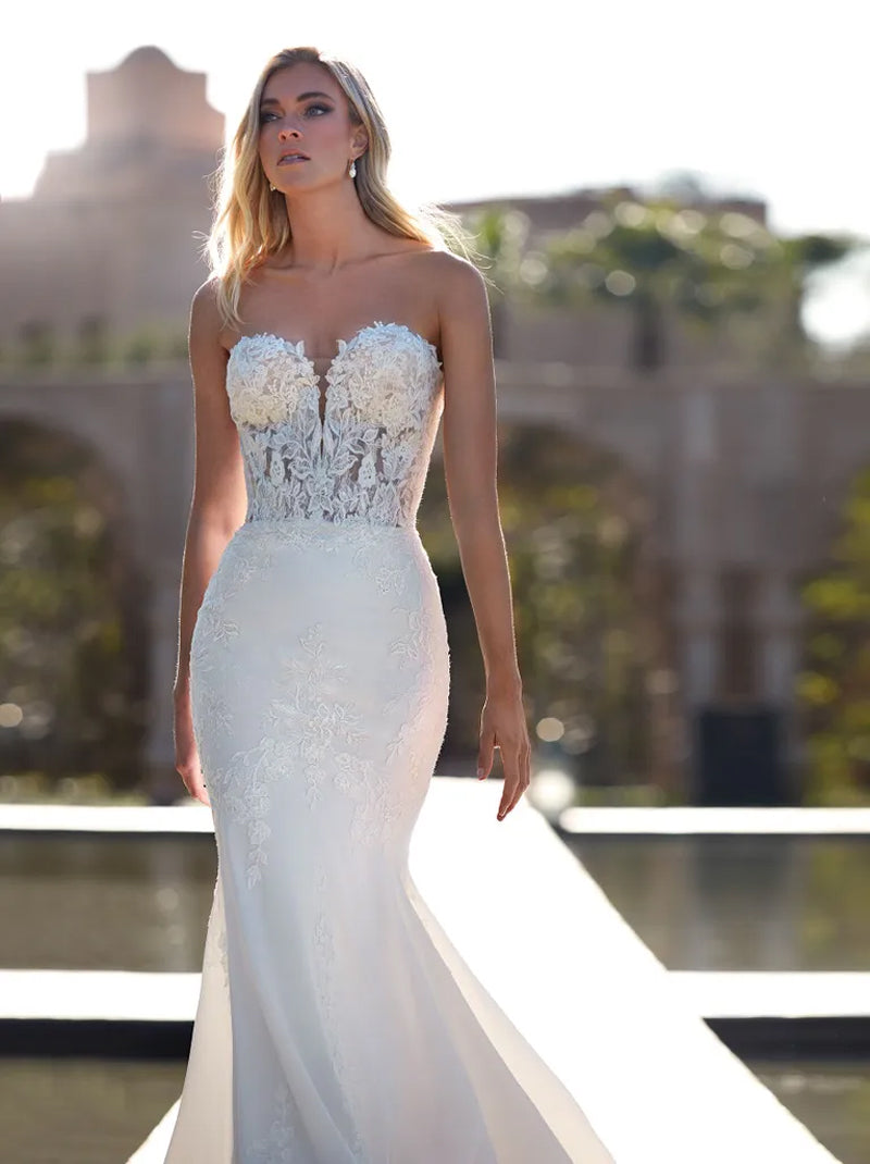 Simple & Elegant Mermaid Wedding Dresses Sweetheart Appliqued Tulle Sweep Tulle Bridal Gowns Custom Made