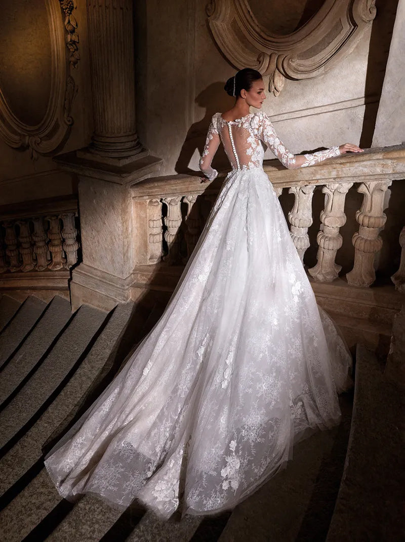 Elegant A-Line Boho Wedding Dresses Sweetheart Appliqued Long Sleeves Tulle Court Train Bridal Gowns Custom Made