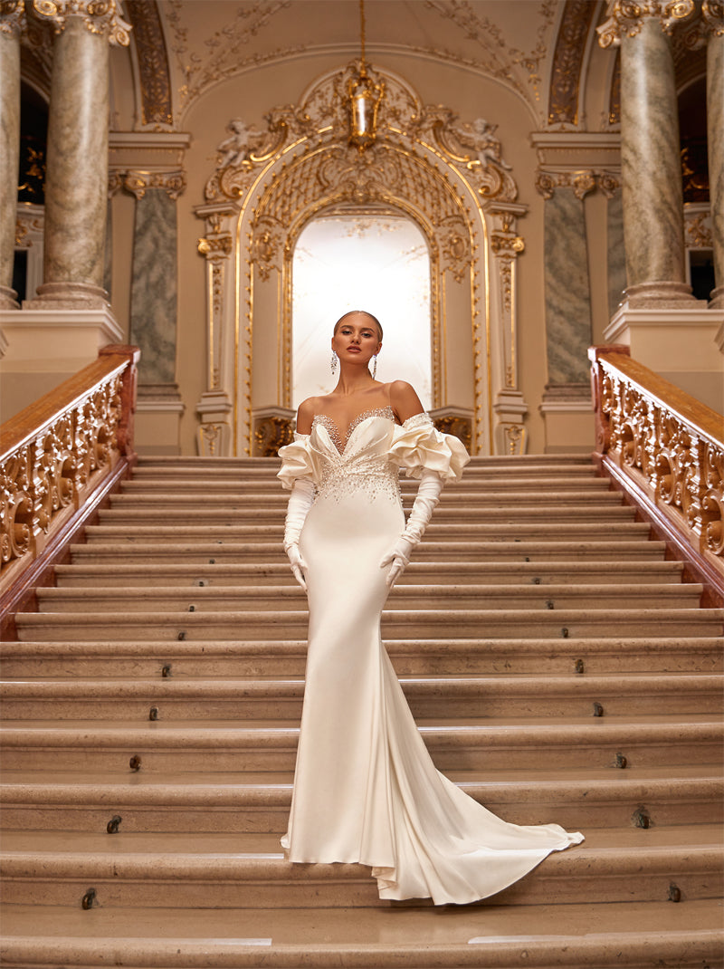 Gorgeous & Charming Mermaid Wedding Dresses Sweetheart Beads Satin Court Train Bridal Gowns With Detachable Sleeves