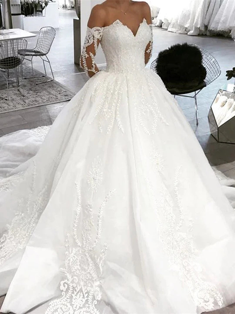 Romantic Ball Gown Wedding Dresses Sweetheart Appliqued Long Sleeves Satin Court Train Bridal Gowns Custom Made