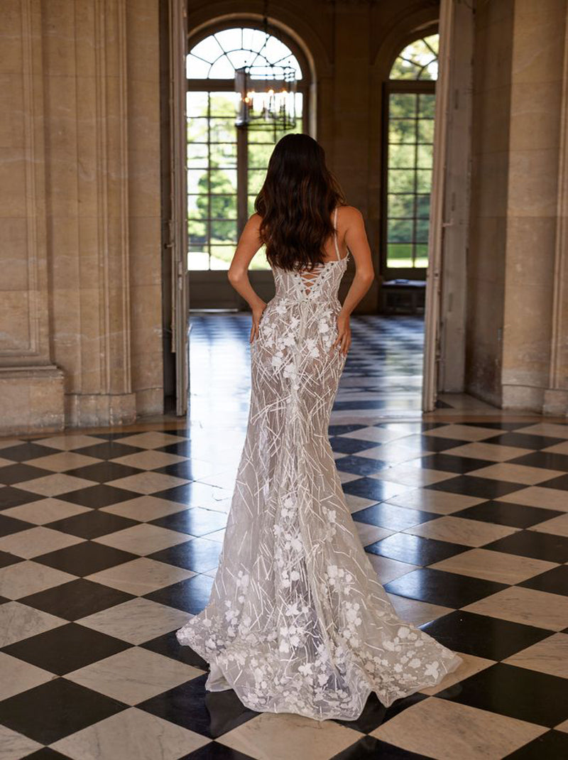 Elegant Mermaid Wedding Dresses Spaghetti Sequins Appliqued Sweep Train Bridal Gowns With Slit