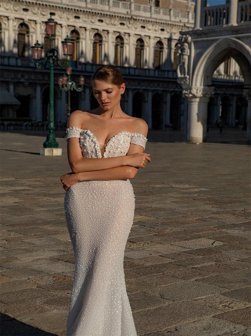 Luxurious & Sparkling Mermaid Wedding Dresses Sweetheart Beads Sequins Tulle Sweep Train Bridal Gowns With Detachable Sleeves