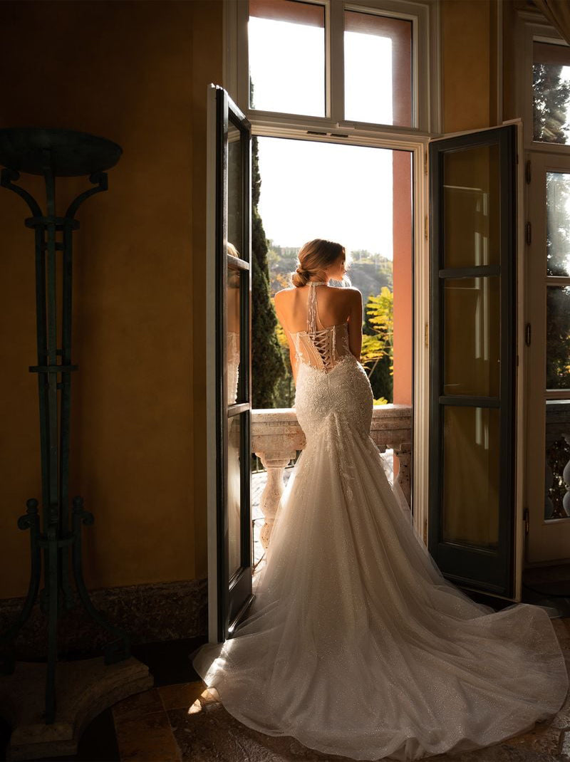 Sexy & Luxurious Mermaid Wedding Dresses Sweetheart Appliqued Beads Tulle Sweep Train Bridal Gowns Custom Made