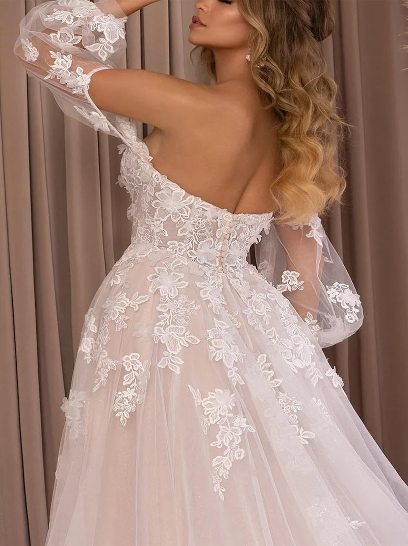 Gorgeous A-Line Beach Wedding Dresses Sweetheart Appliqued Long Sleevels Tulle Sweep Train Bridal Gowns With Slit