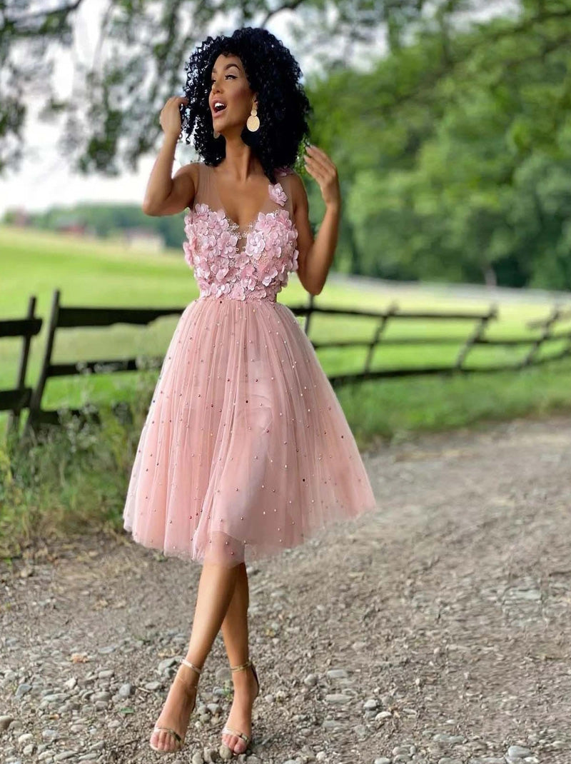 Sweet Elegant V-Neck Tulle Ball Gown 3D Flowers Beadings Backless Tea Length Homecoming Dresses Prom Graduation Party Gowns