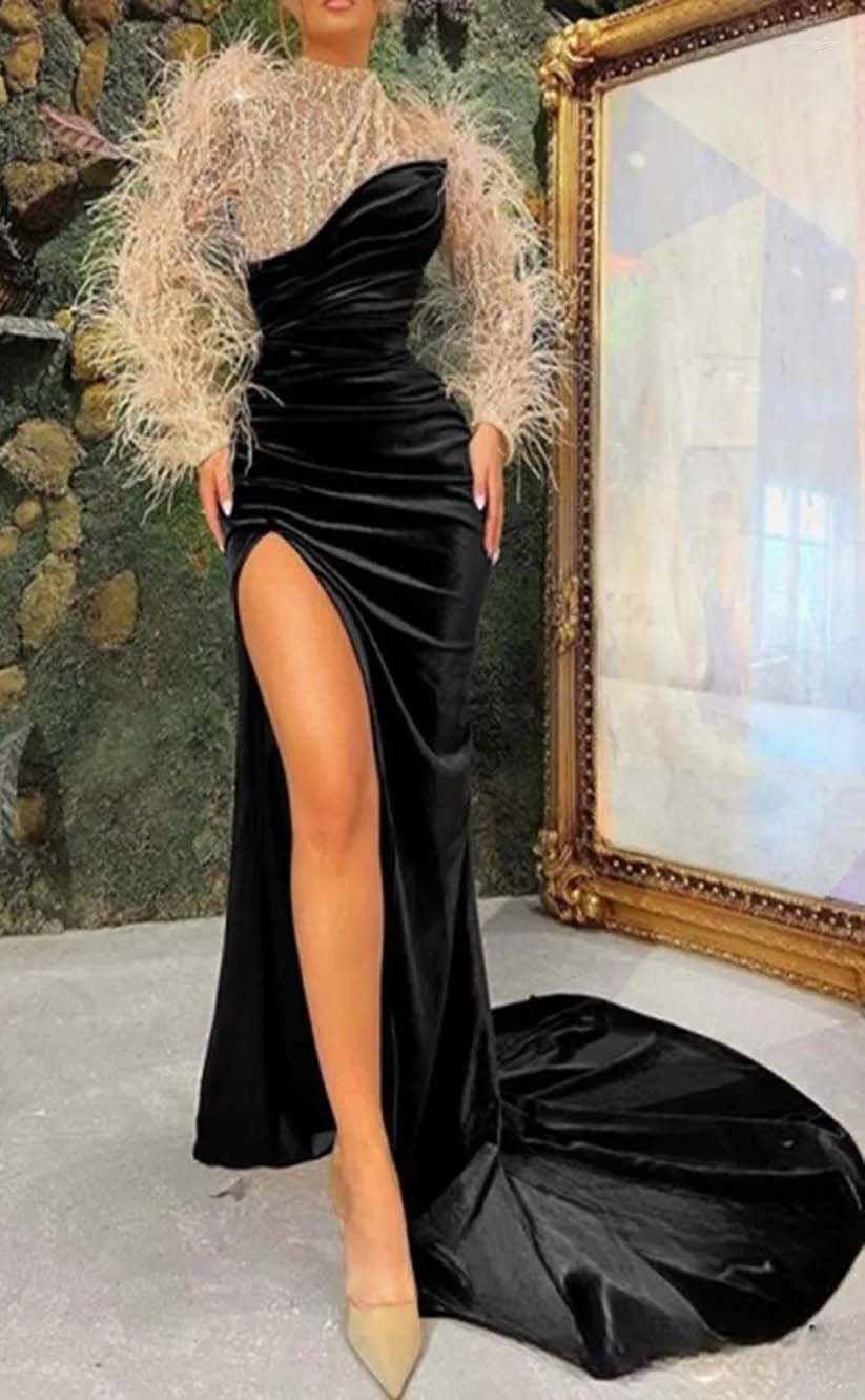 RP2029-Unique Peacock Mermaid High Neck Feather Pleated Long Sleeves Velvet Prom Evening Dresses Formal Party Gowns With Slit