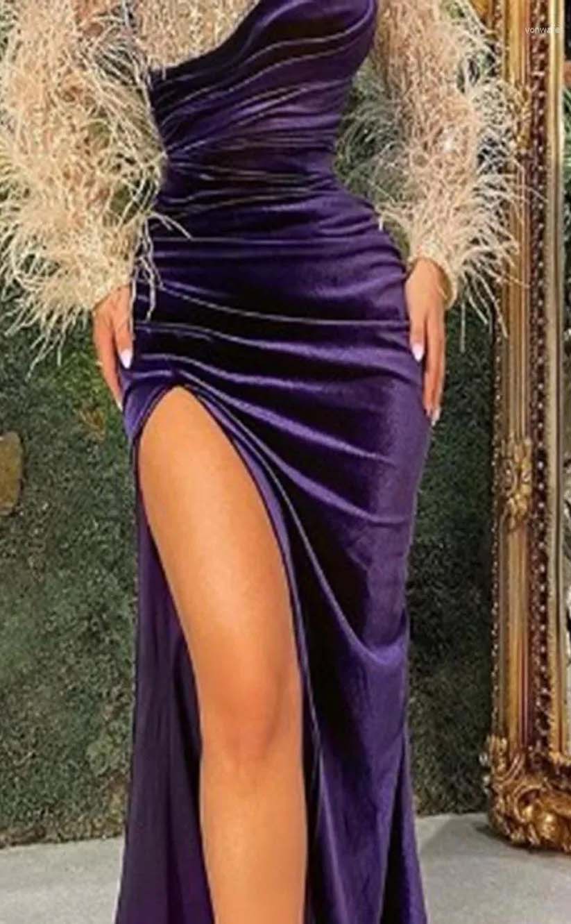RP2029-Unique Peacock Mermaid High Neck Feather Pleated Long Sleeves Velvet Prom Evening Dresses Formal Party Gowns With Slit