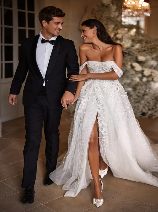 Classic & Elegant A-Line Wedding Dresses Off The Shoulder Beads Appliqued Tulle Court Train Bridal Gowns With Slit