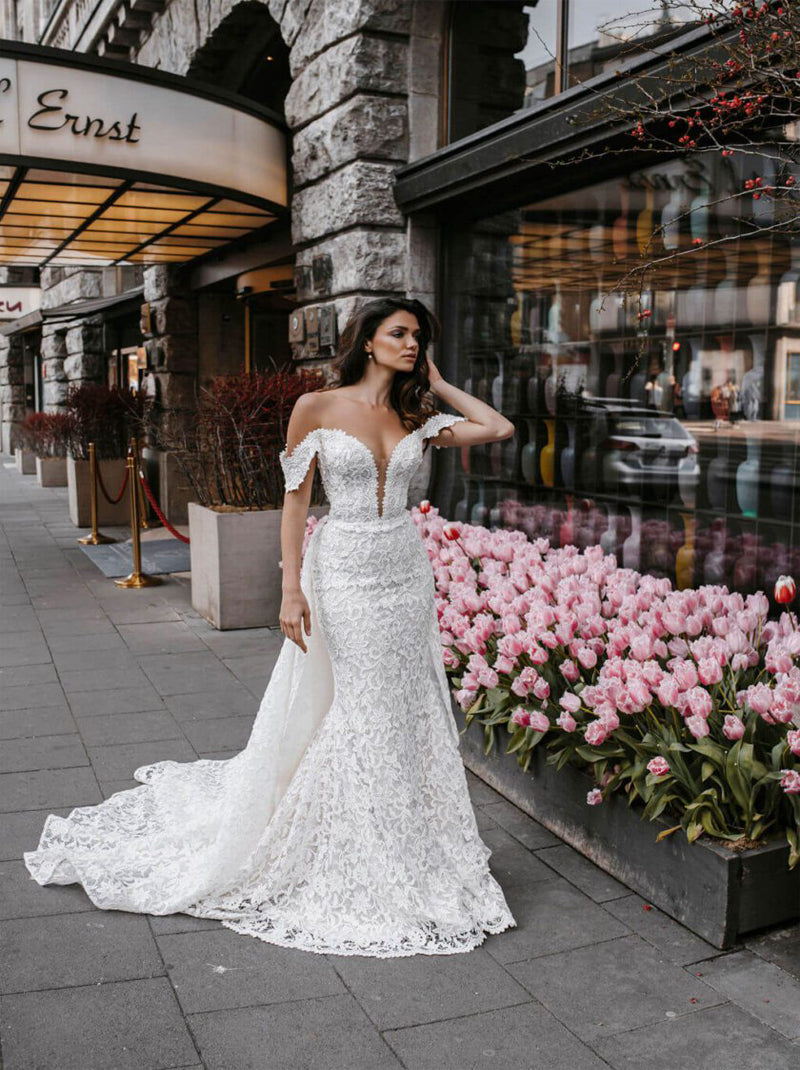 Elegant & Classic Mermaid Boho Wedding Sweetheart Beads Appliqued Cap Sleeves Lace Bridal Gowns With Detachable Sweep Train