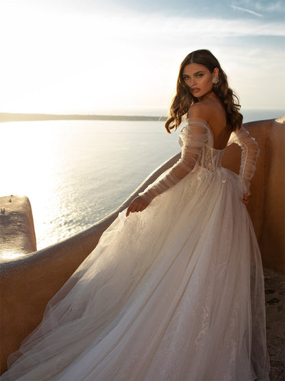 Luxurious & Elegant A-Line Wedding Dresses Sweetheart Appliqued Beads Tulle Court Train Bridal Gowns Custom Made