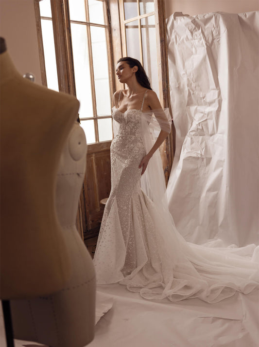 Gorgeous & Elegant Mermaid Wedding Dresses Sweetheart Appliqued Beads Tulle Sweep Train Bridal Gowns With Train