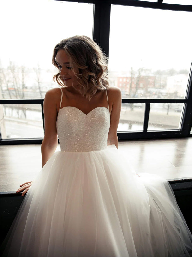 White A-Line Wedding Dresses Spaghetti Sequins Sleeveless Lace Up Tulle Floor Length Bridal Gowns Custom Made