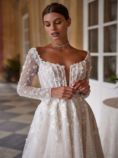 Charming A-Line Wedding Dresses Scoop Beads Appliqued Long Sleeves Tulle Sweep Train Bridal Gowns Custom Custom