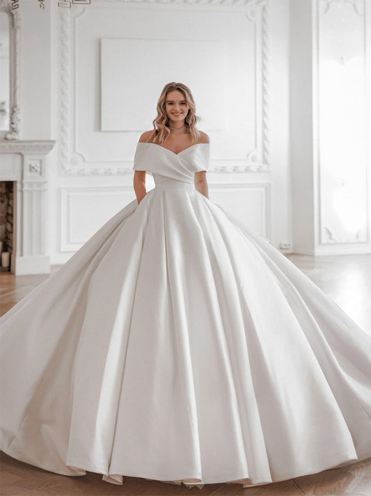 Elegant Ball Gown Wedding Dresses Sweetheart Pleated Ruched Lace Up Cap Sleeves Satin Court Train Bridal Gowns Custom Made