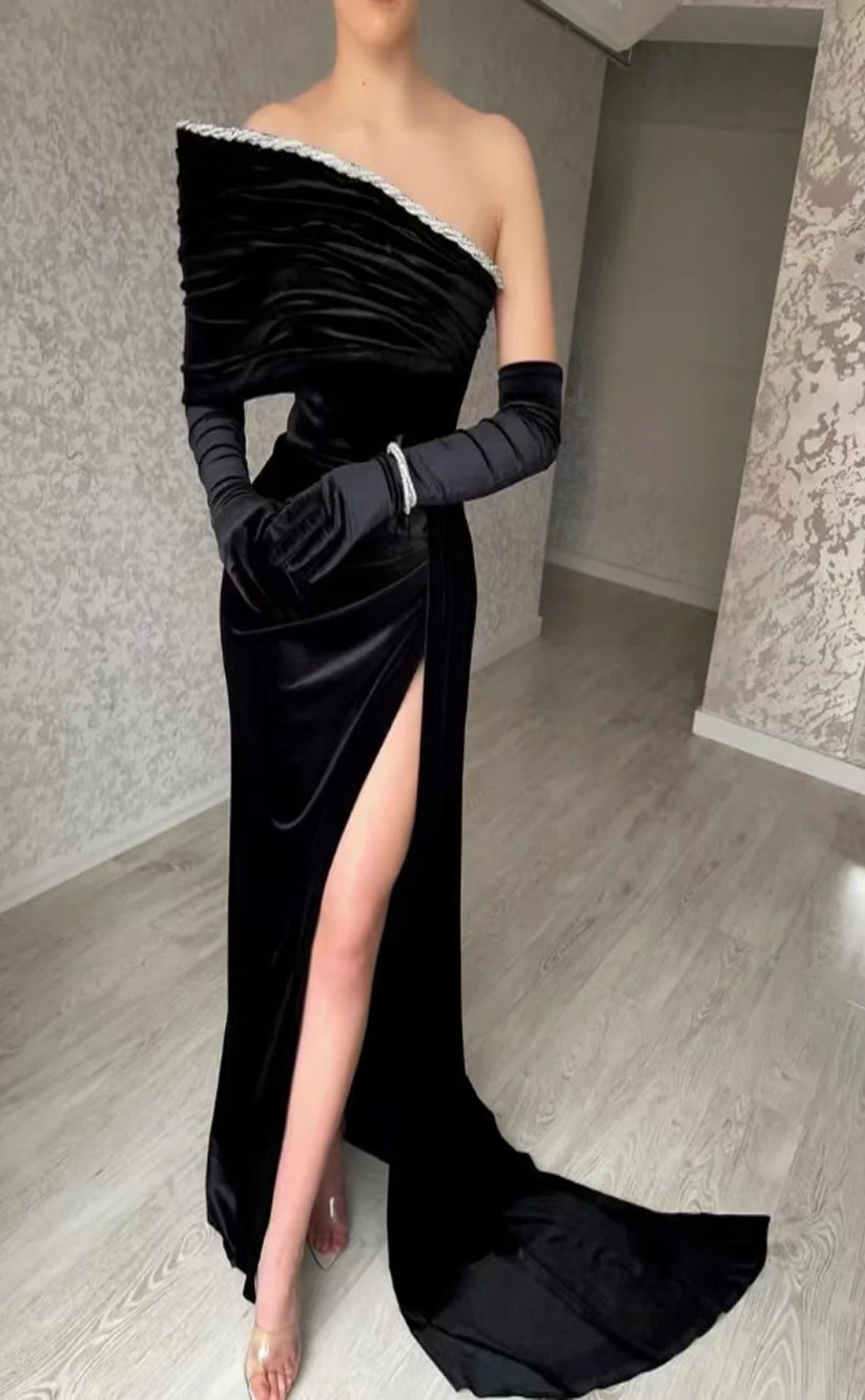 RP1067-Elegant Black Mermaid One Shoulder Beads Ruched Long Sleeves Velvet Long Prom Evening Dresses Formal Party Gowns With Silt