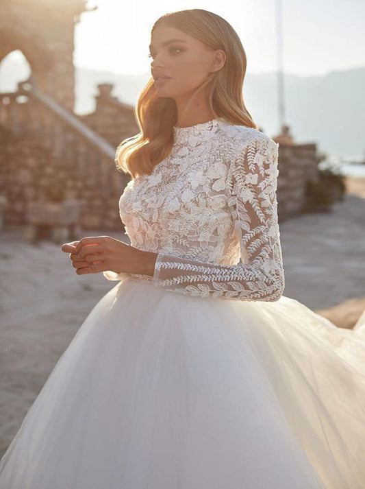 Elegant & Modern Ball Gown Boho Wedding Dresses High Neck Long Sleeves Beads Appliqued Sweep Train Tulle Bridal Gowns Custom