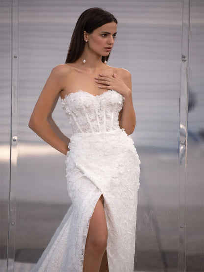 Elegant & Classic Mermaid Wedding Dresses Sweetheart Beads Appliqued Tulle Sweep Train Bridal Gowns With Slit