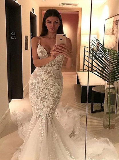 Sexy Mermaid Wedding Dresses Spaghetti Appliques Lace Sleeveless Covered Buttons Tulle Sweep Train Bridal Gowns Custom Made