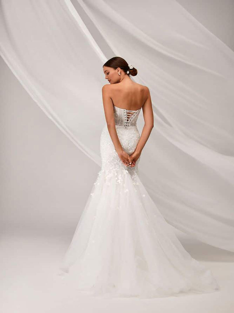 Illusion & Classic Mermaid Boho Wedding Dresses Strapless Appliqued Tulle Sweep Train Bridal Gowns With Jacket
