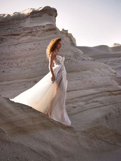 Illusion & Modern A-LIne Wedding Dresses Spaghetti Sheer Applique Beach Boho Tulle Bridal Gowns With Side Slit