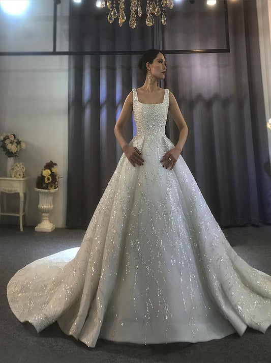 Luxurious Ball Gown Wedding Dresses Square Beads Sequis Crystals Lace Up Long Sleeves Tulle Court Train Bridal Gowns Custom Made