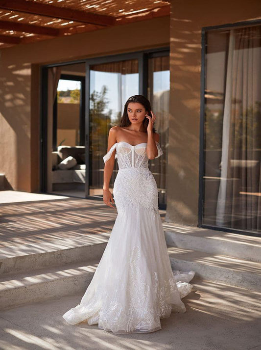 Modern & Gorgeous Mermaid Boho Wedding Dresses Off The Shoulder Sequins Appliqued Organza Sweep Train Bridal Gowns