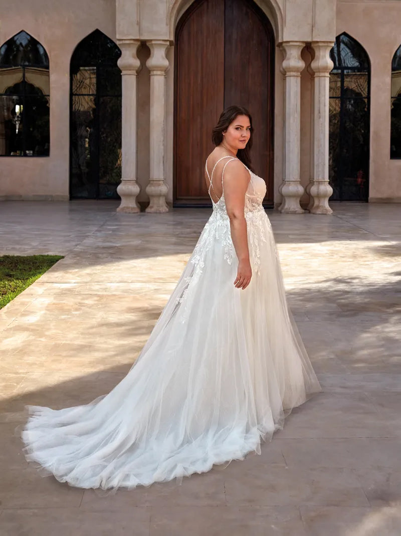 Simple & Elegant A-Line Wedding Dresses Spaghetti Appliqued Chiffon Sweep Train Bridal Gowns With Slit