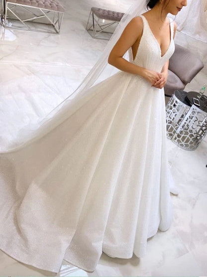 Charming Ball Gown Wedding Dresses V-Neck Sequins Sleeveless Backless Tulle Sweep Train Bridal Gowns Custom Made