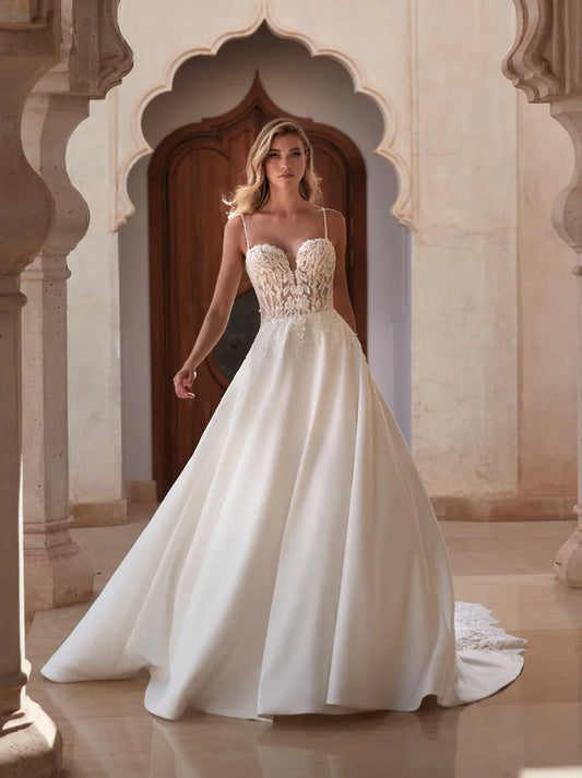 Sparkling & Elegant A-Line Wedding Dresses Spaghetti Sequins Beads Tulle Sweep Train Bridal Gowns With Slit