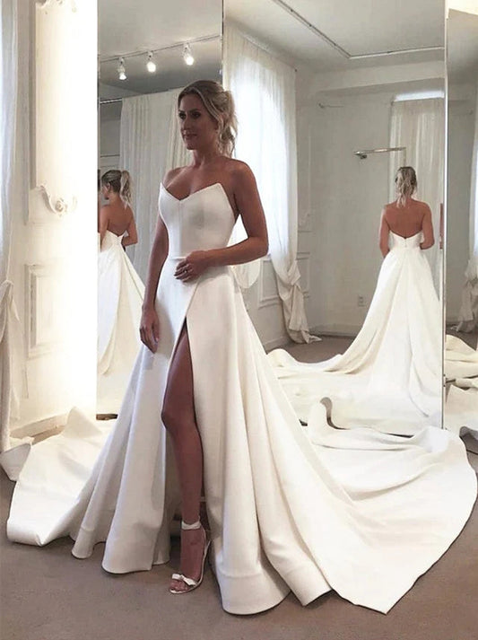 Elegant Ball Gown Wedding Dresses V-Neck Pleated Sleeveless Sweep Train Satin Bridal Gowns Custom Made