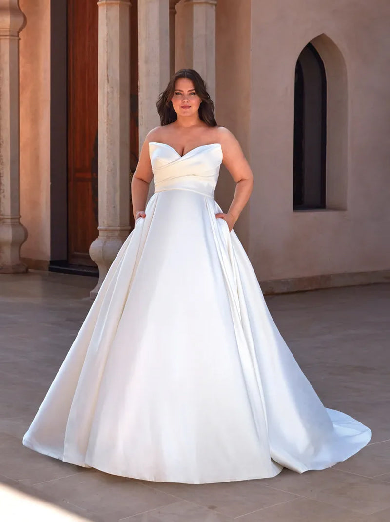 Simple & Elegant Ball Gown Boho Wedding Dresses Sweetheart Pleated Sleeveless Satin Sweep Train Bridal Gowns Custom Made