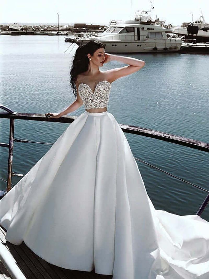 Two Pieces Ball Gown Wedding Dresses Sweetheart Sleeveless Lace Satin Court Train Bridal Gowns Custom Made