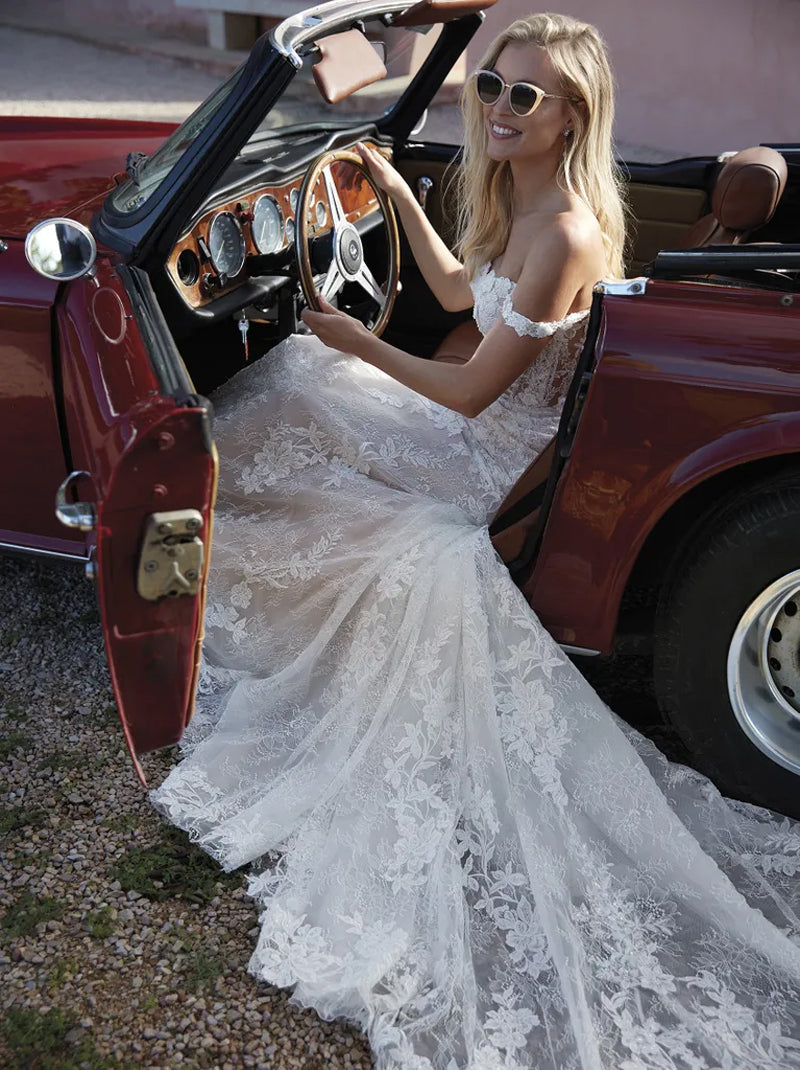 Gorgeous & Classic Mermaid Wedding Dresses Sweetheart Appliqued Beads Sleeveless Tulle Sweep Train Bridal Gowns Custom