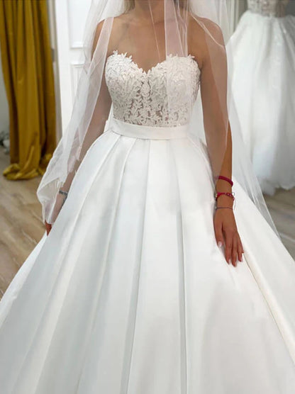 Elegant Ball Gown Wedding Dresses Sweetheart Sleeveless Appliques Sash Satin Sweep Train Bridal Gowns Custom Made