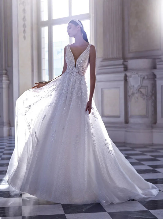 Gorgeous & Classic A-Line Wedding Dresses V-Neck Beads Sequins Appliqued Tulle Sweep Train Bridal Gowns Custom