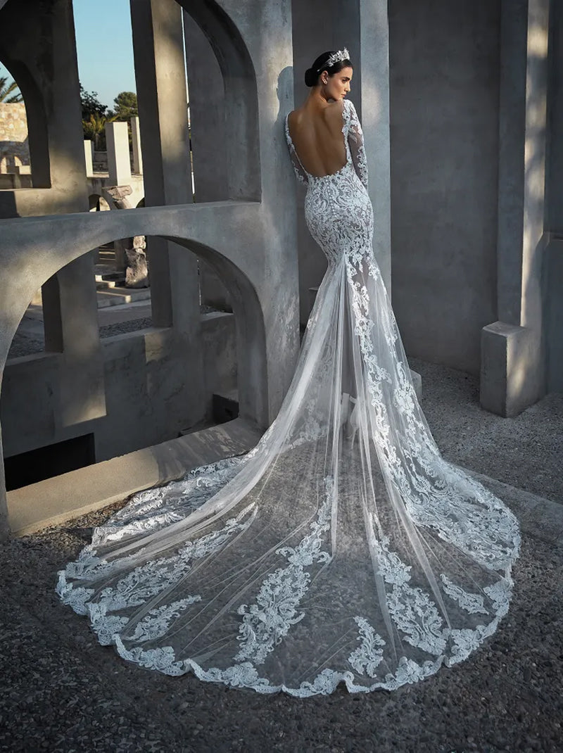 Gorgeous & Sexy Mermaid Wedding Dresses Scoop Appliqued Illusion Long Sleeves Tulle Court Train Bridal Gowns Custom Made