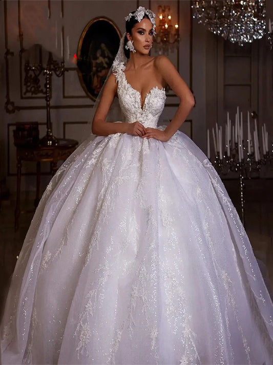 Sparkling Ball Gown Wedding Dresses One Shoulder Beads Appliques Sequins Tulle Sweep Train Bridal Gowns Custom Design