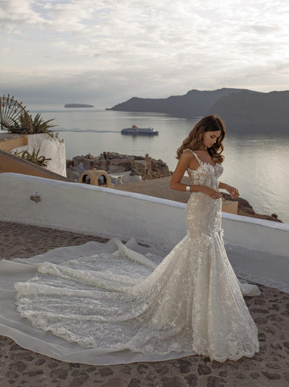 Gorgeous & Charming Mermaid Wedding Dresses Spaghetti Appliqued Beads Sleeveless Tulle Court Train Bridal Gowns Custom Made