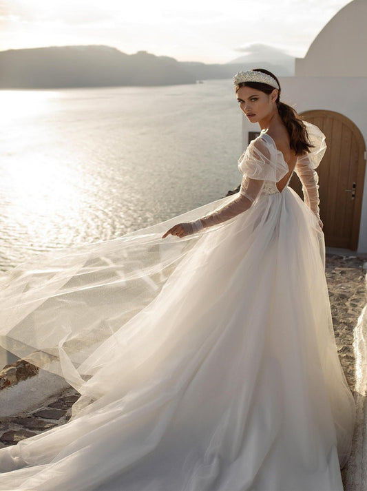 Modern & Simple A-Line Boho Wedding Dresses V-Neck Appliqued Sequins Tulle Sweep Train Bridal Gowns