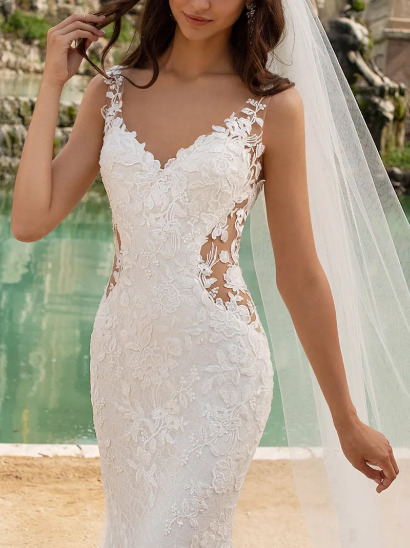 Elegant & Charming Mermaid Wedding Dresses V-Neck Appliqued Sleeveless Lace Sweep Train Bridal Gowns Custom