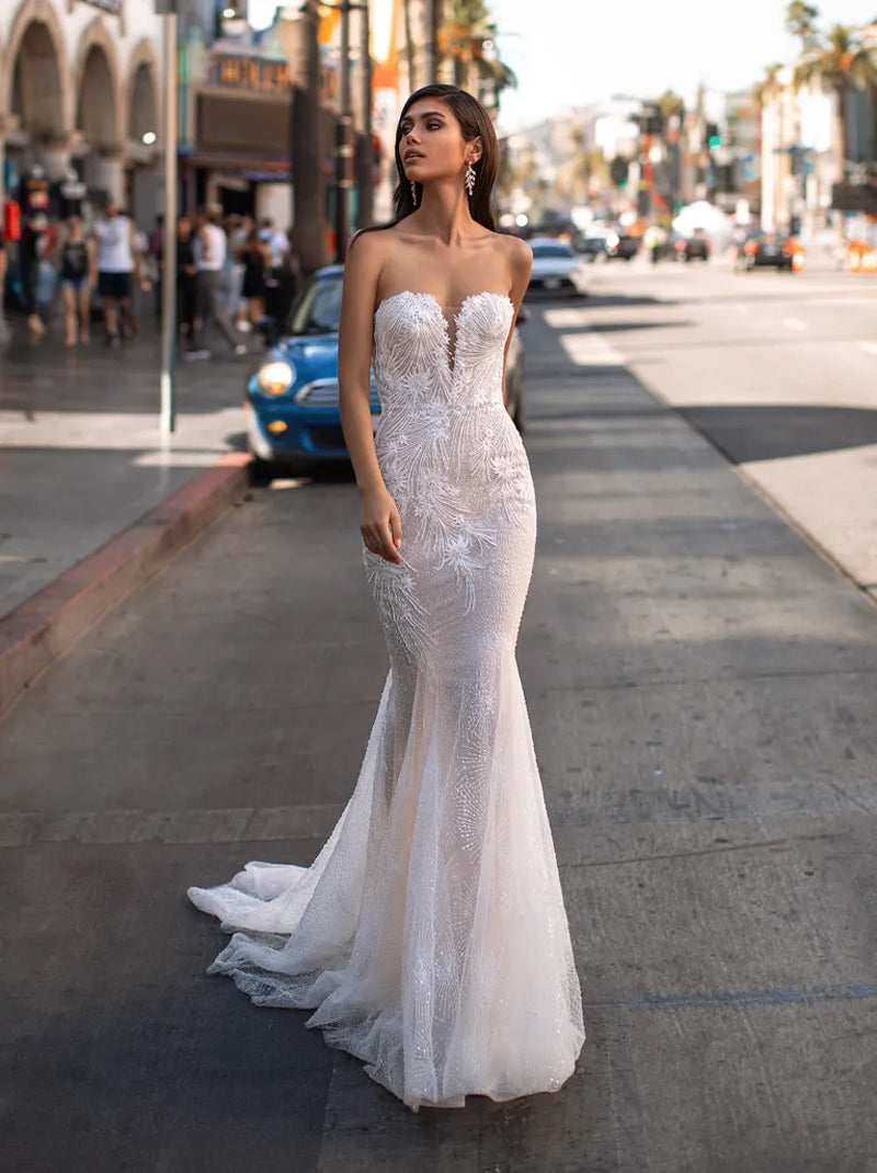 Gorgeous & Classic Mermaid Wedding Dresses Sweetheart Appliqued Beads Tulle Court Train Bridal Gowns With Jacket