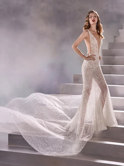 Sparkling Mermaid Wedding Dresses Illusion V-Neck Beads Tulle Sweep Train Bridal Gowns