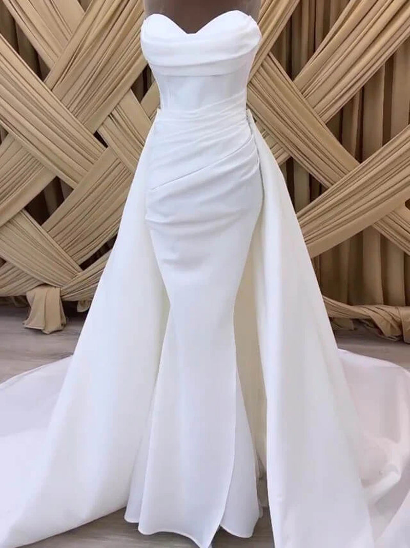 Simple Mermaid Wedding Dresses Sweetheart Pleated Sleeveless Detachable Court Train Satin Bridal Gowns Custom Made