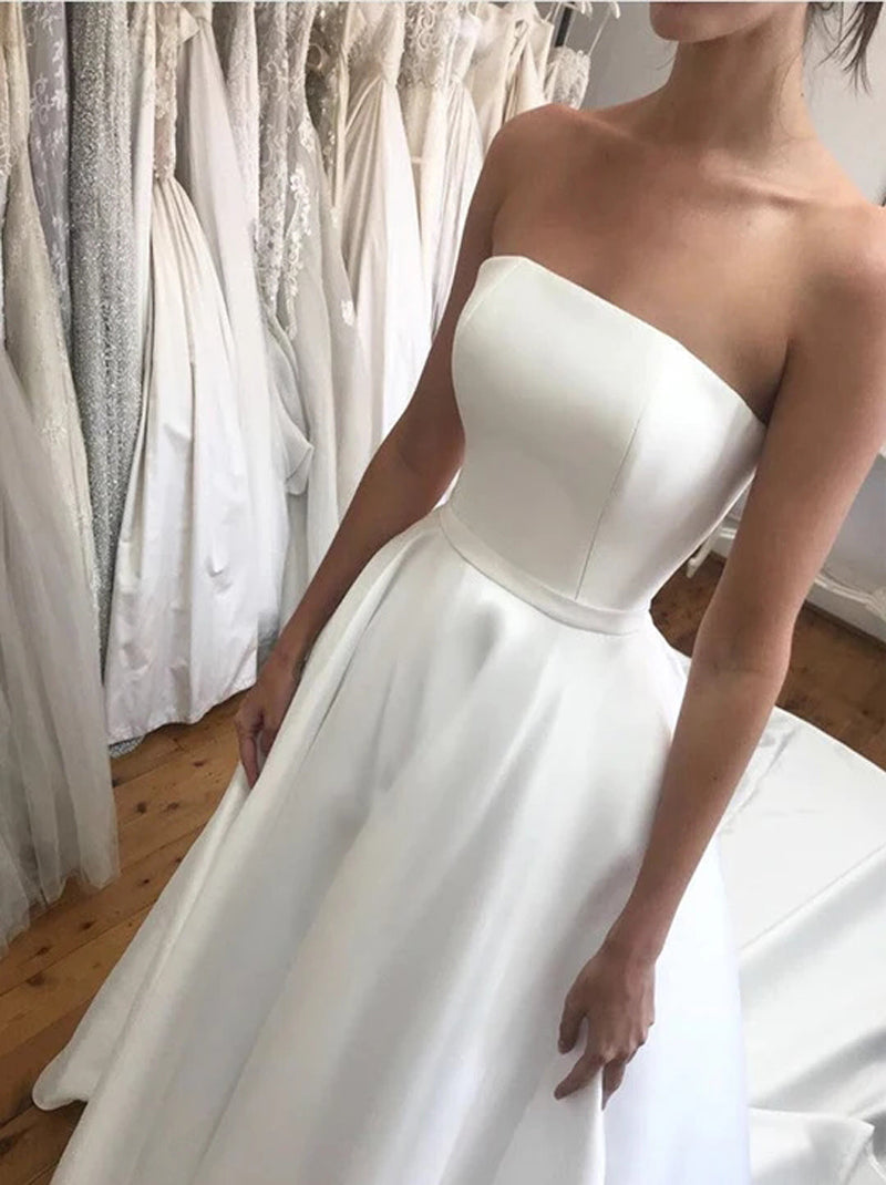 Elegant A-Line Wedding Dresses Strapless Pleated Sleeveless Covered Buttons Court Train Satin Bridal Gowns Custom Made