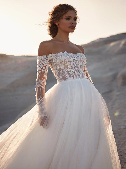 Elegant & Modern A-Line Boho Wedding Dresses Off The Shoulder Long Sleeves Beads Appliqued Sweep Train Tulle Bridal Gowns Custom