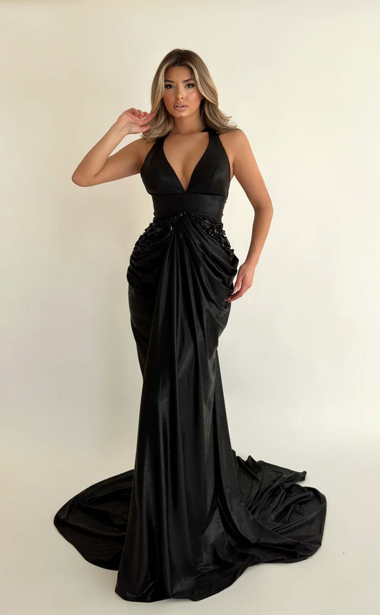 RP649-Simple Black Mermaid Halter Ruched Crystals Sleeveless Long Prom Evening Dresses Formal Party Gowns