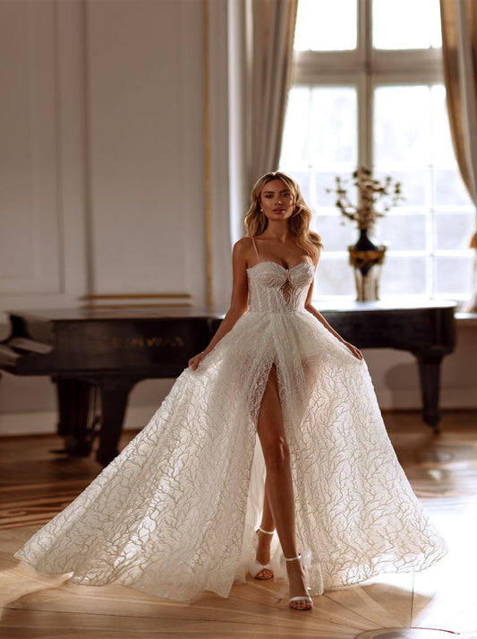 Elegant & Modern A-Line Boho Wedding Dresses Spaghetti Sequins Appliqued Court Train Tulle Bridal Gowns With Side Slit