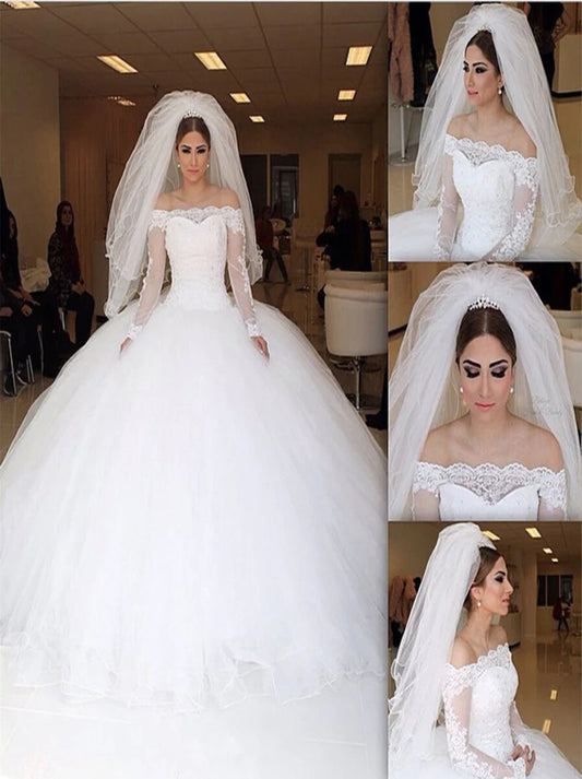 Romantic Ball Gown Wedding Dresses Off The Shoulder Long Sleeves Appliqued Tulle Court Train Bridal Gowns Custom Made